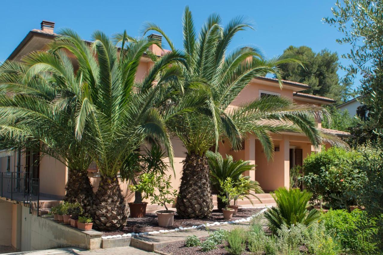 Villa Alida Casa Vacanze Foligno Exterior photo