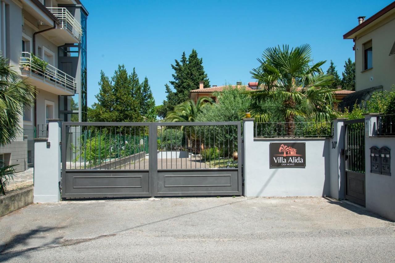 Villa Alida Casa Vacanze Foligno Exterior photo